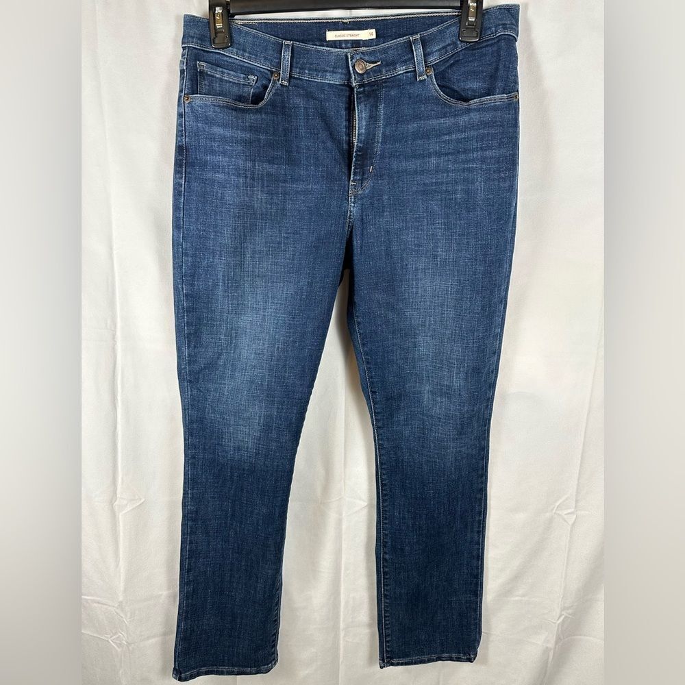 Levi’s Women’s Classic Straight Denim Jeans Medium Wash Blue Size 14
